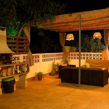 Casa Manria En Conil Con Piscina, Hasta 6 Personas